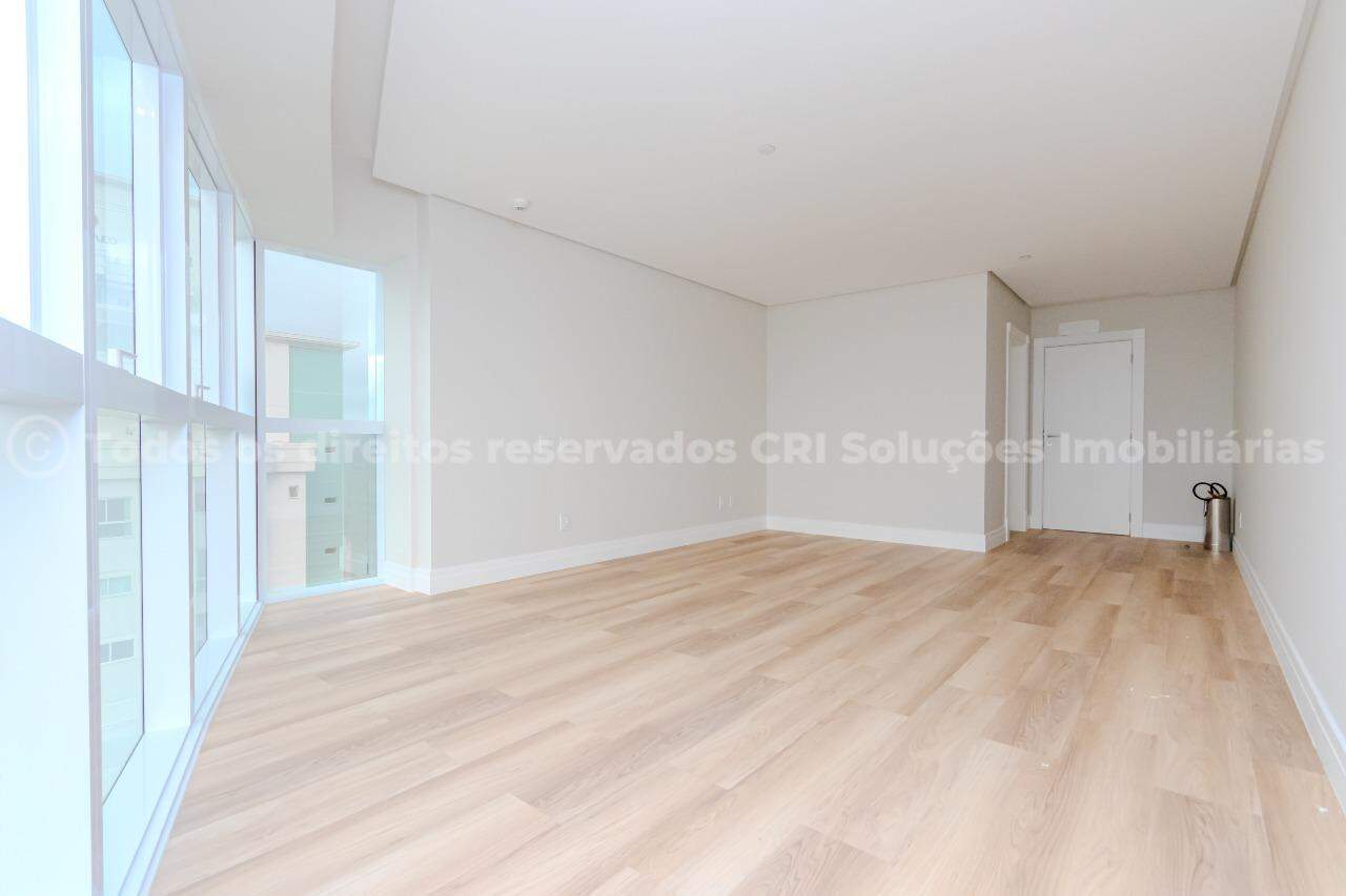 Foto do imóvel Apartamento Vista Mar com 04 Suítes á venda no Edifício One Tower em Balneário Camboriú