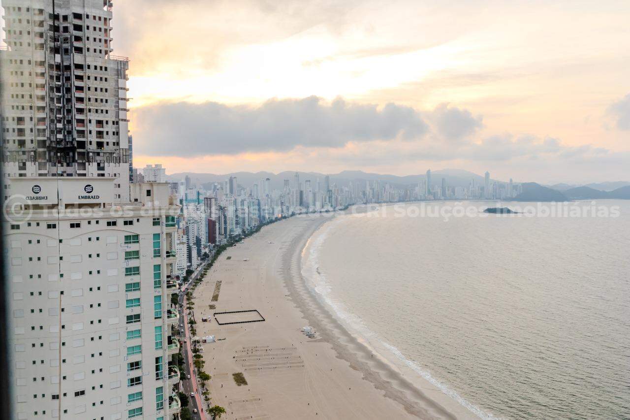 Foto do imóvel Apartamento Vista Mar com 04 Suítes á venda no Edifício One Tower em Balneário Camboriú