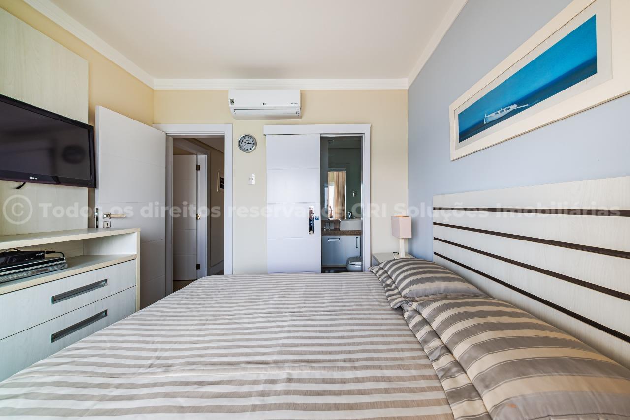 Foto do imóvel Apartamento Mobiliado Frente Mar com 03 Suítes á venda em Balneário Camboriú no Edifício Concorde