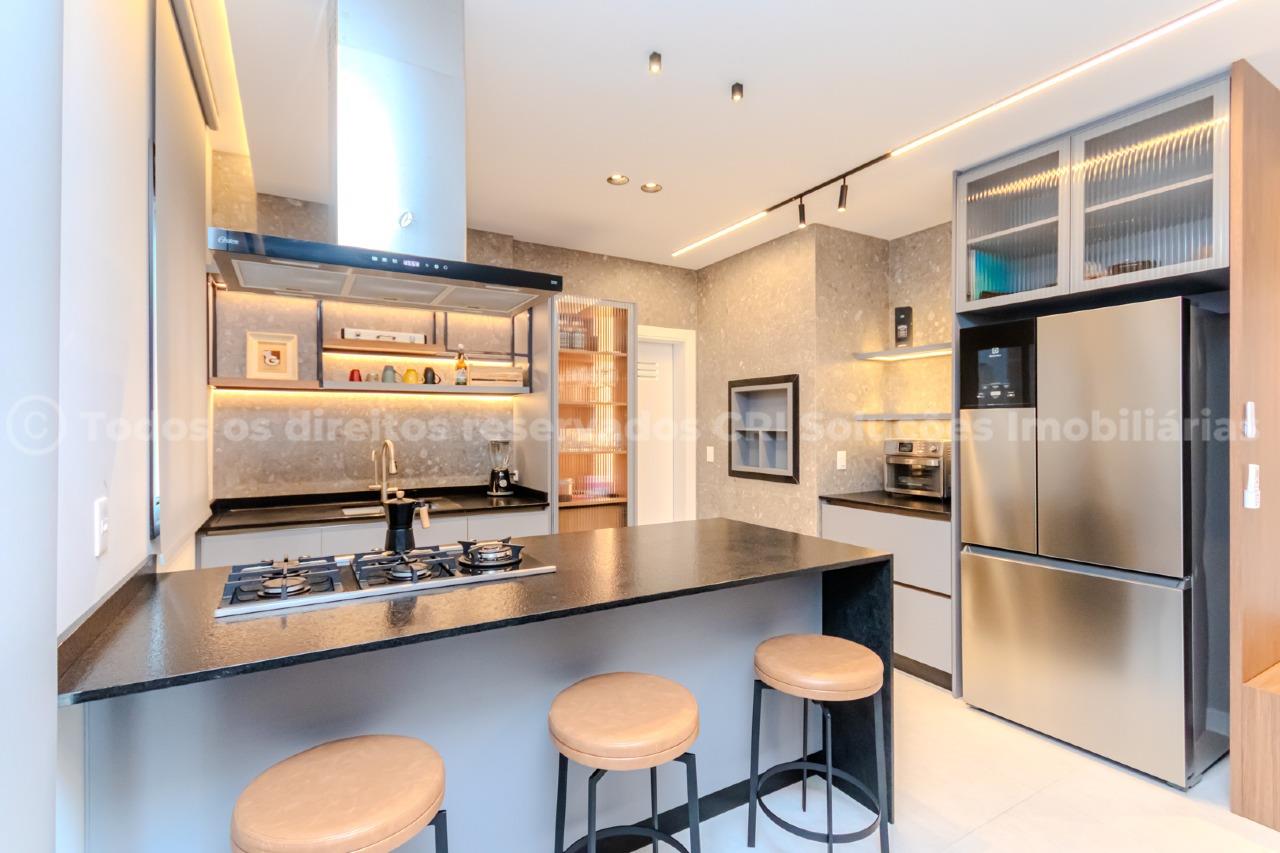 Foto do imóvel Apartamento no Edifício Soho Village com 4 dormitórios no Centro de Balneário Camboriú | Vida na praia