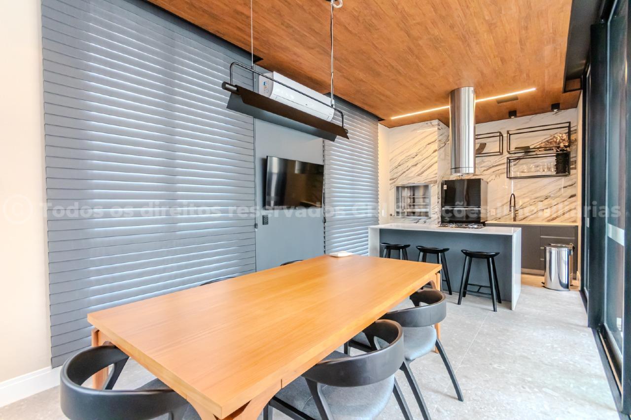 Foto do imóvel Apartamento no Edifício Soho Village com 4 dormitórios no Centro de Balneário Camboriú | Vida na praia
