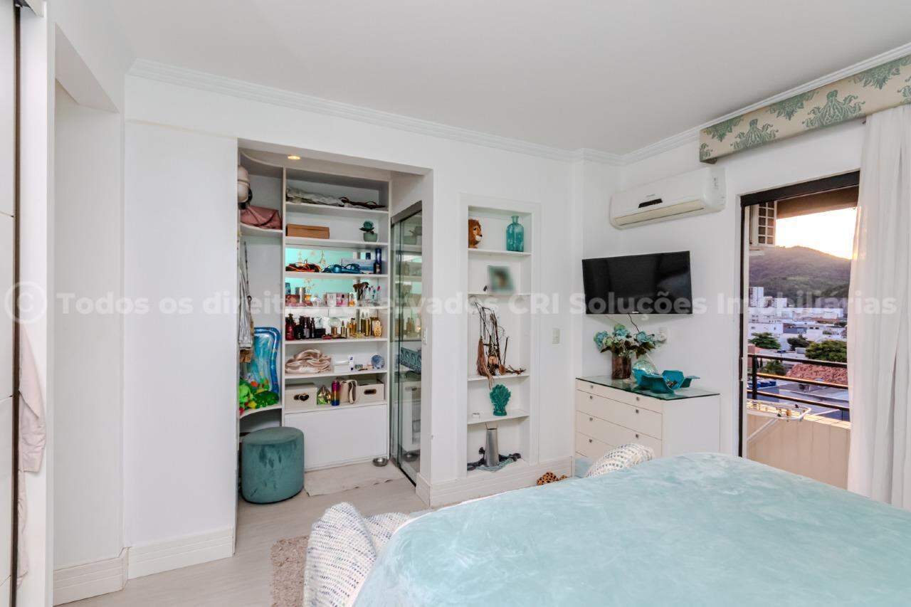 Foto do imóvel Apartamento mobiliado no Edifício Maria Laura no Centro de Balneário Camboriú
