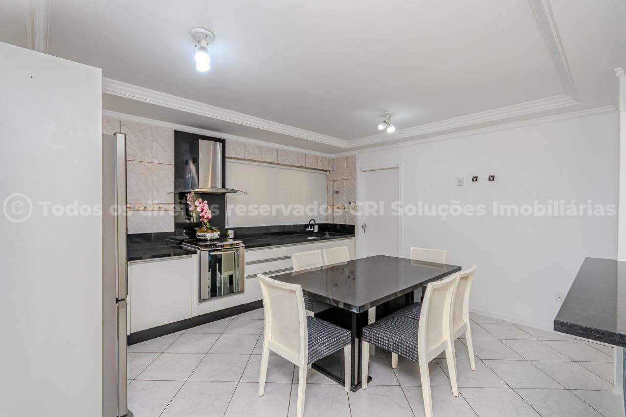 Foto do imóvel Apartamento mobiliado com 3 dormitórios no Edifício Imperatriz em Balneário Camboriú | Vida na praia