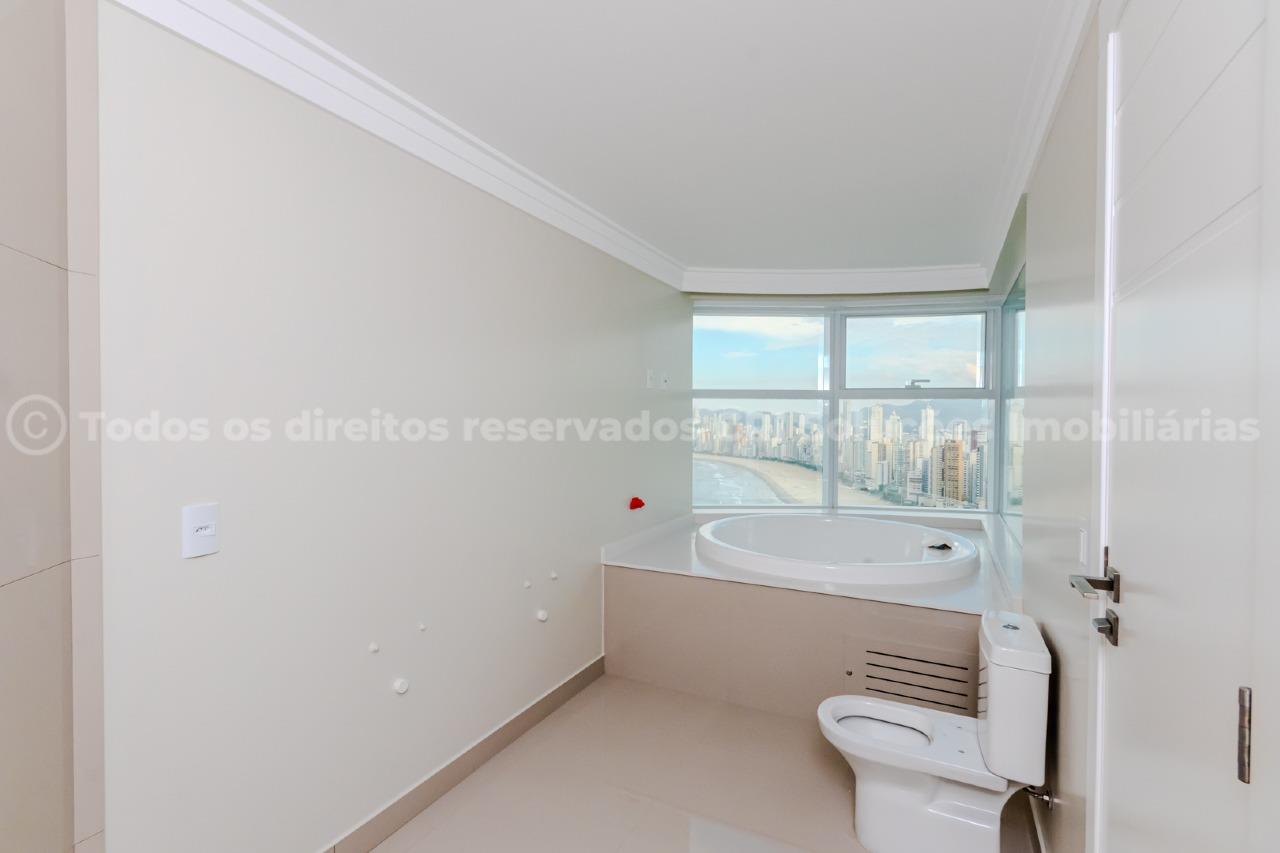 Foto do imóvel Apartamento com 03 Suítes no Edifício Infinity Coast com Vista para o Mar em Balneário Camboriú | Vida na praia