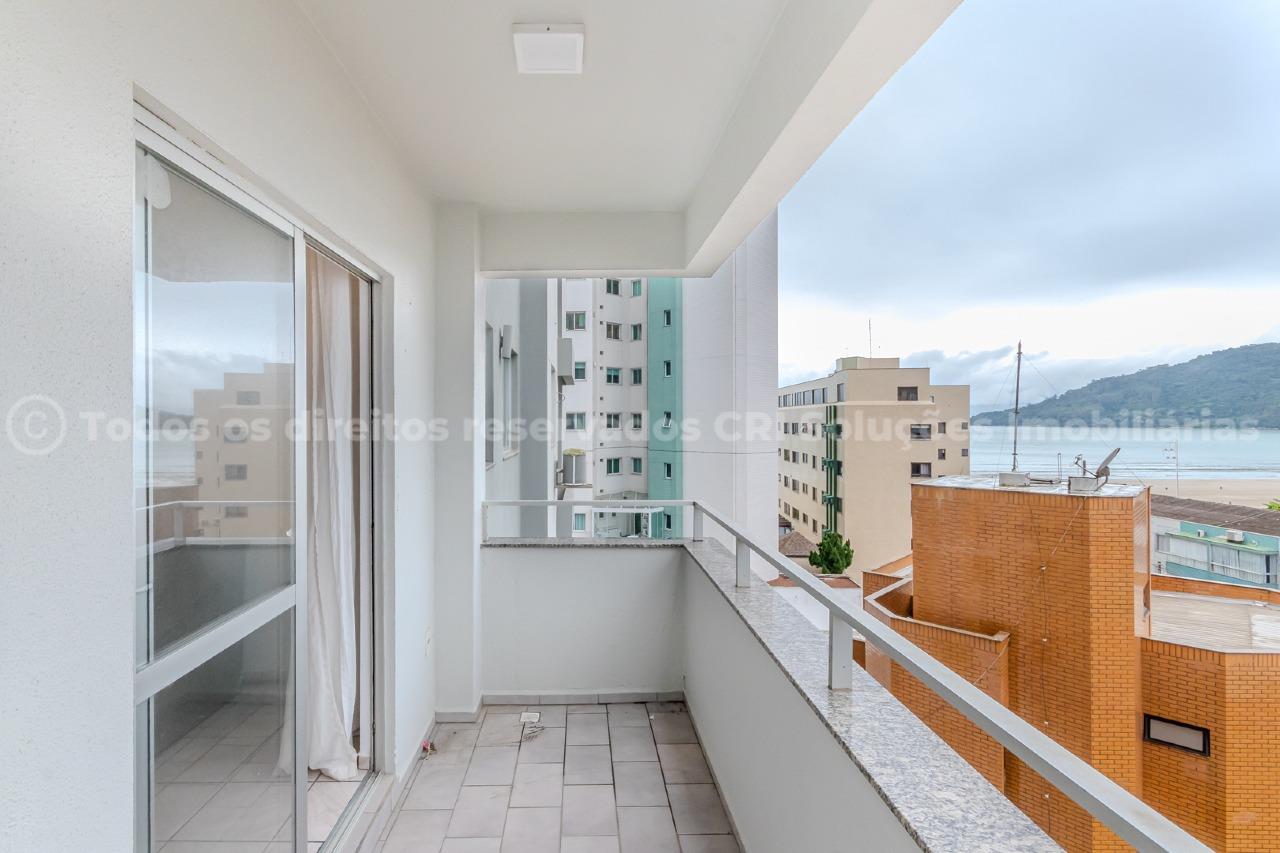 Apartamento com 2 dormitórios no Edifício Marquesado no Centro de Balneário Camboriú