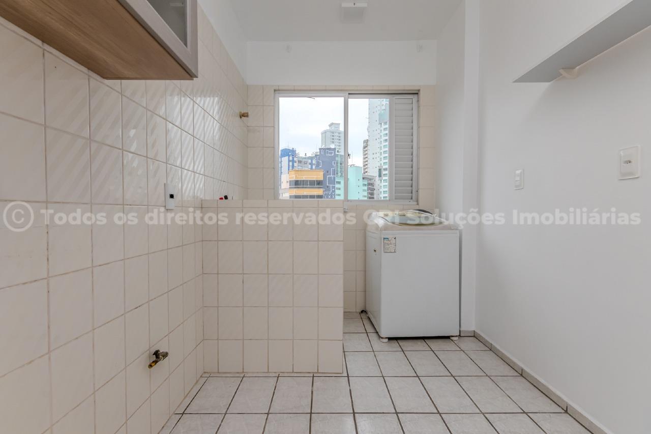 Foto do imóvel Apartamento no Edifício Marquesado em Balneário Camboriú – 2 dormitórios com vista para o mar