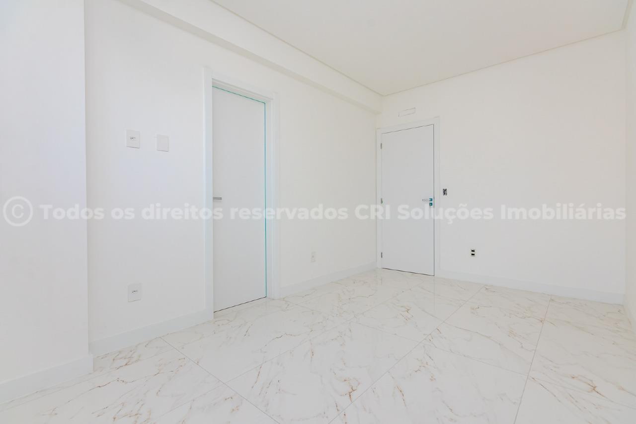 Foto do imóvel Apartamento 2 suítes vazio a venda no edifício Torre Atlântico em Balneário Pereque, Porto Belo