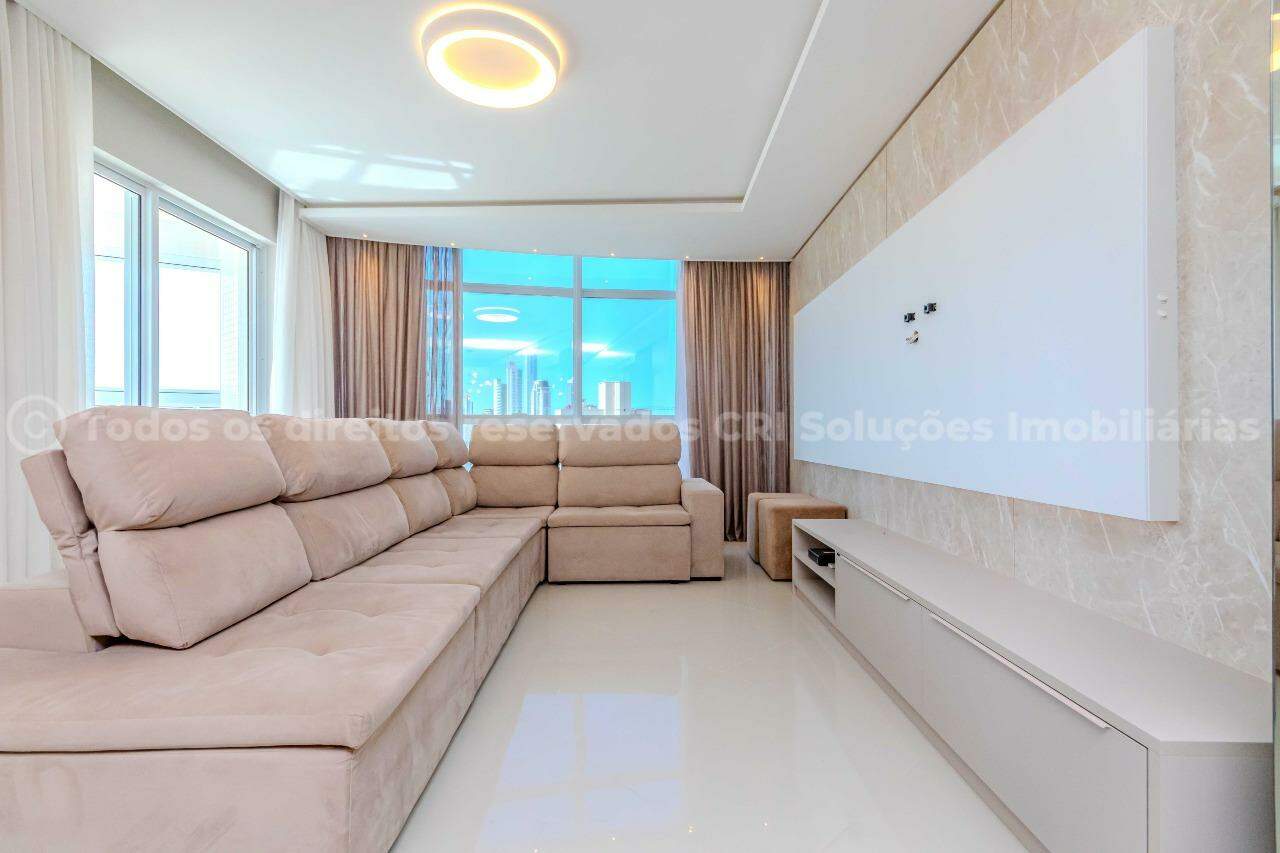 Foto do imóvel Apartamento a venda no Edifício Portinax com 03 Suítes Mobiliado no Centro de Balneário Camboriú.