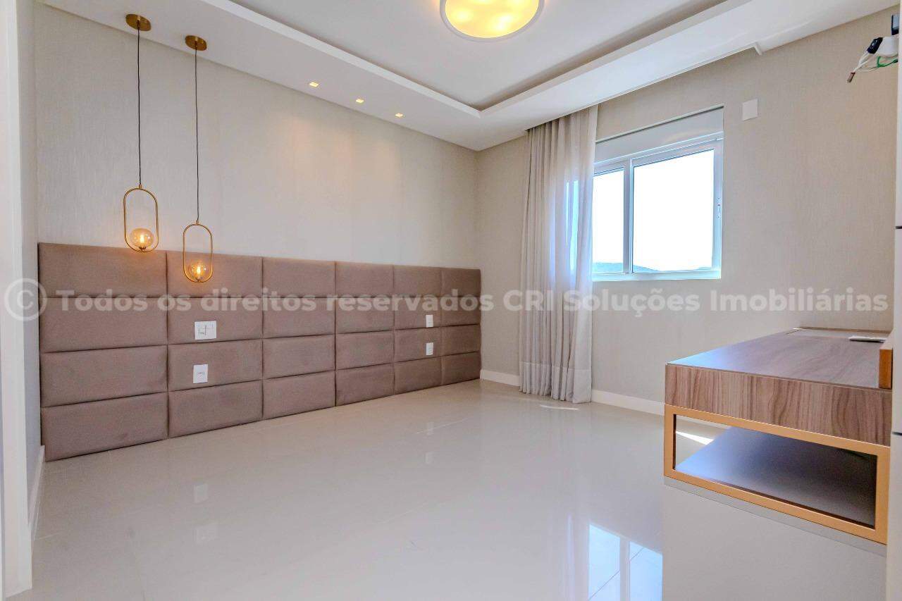 Foto do imóvel Apartamento a venda no Edifício Portinax com 03 Suítes Mobiliado no Centro de Balneário Camboriú.