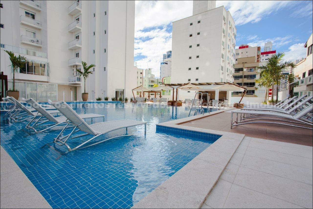 Foto do imóvel Apartamento a venda no Edifício Portinax com 03 Suítes Mobiliado no Centro de Balneário Camboriú.