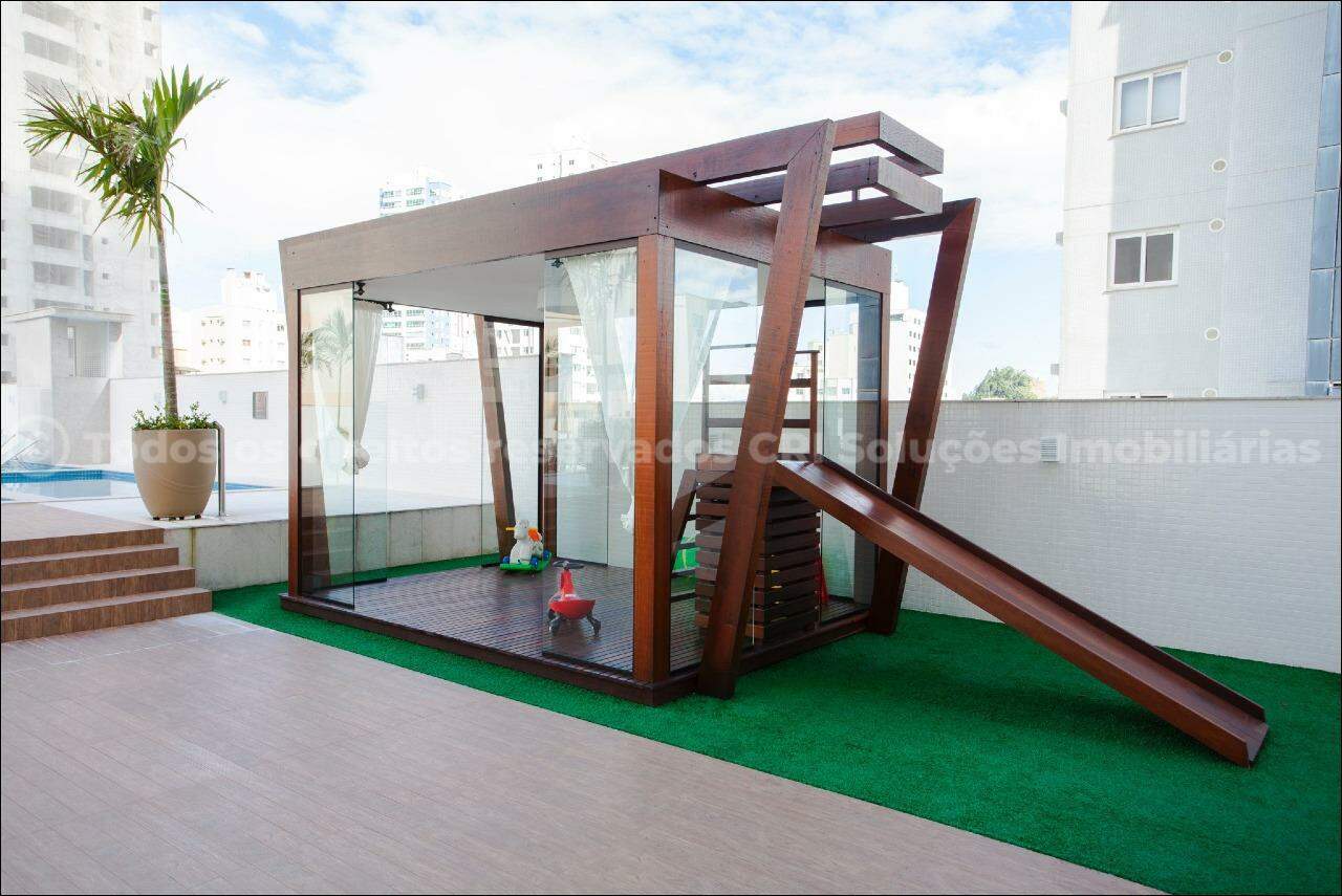 Foto do imóvel Apartamento a venda no Edifício Portinax com 03 Suítes Mobiliado no Centro de Balneário Camboriú.