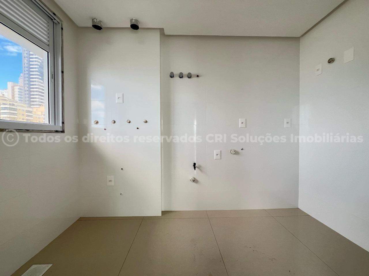 Foto do imóvel Apartamento a venda no Edificio Le Biarritz Residence com 04 Quartos sendo 04 Suites em Itapema Meia Praia