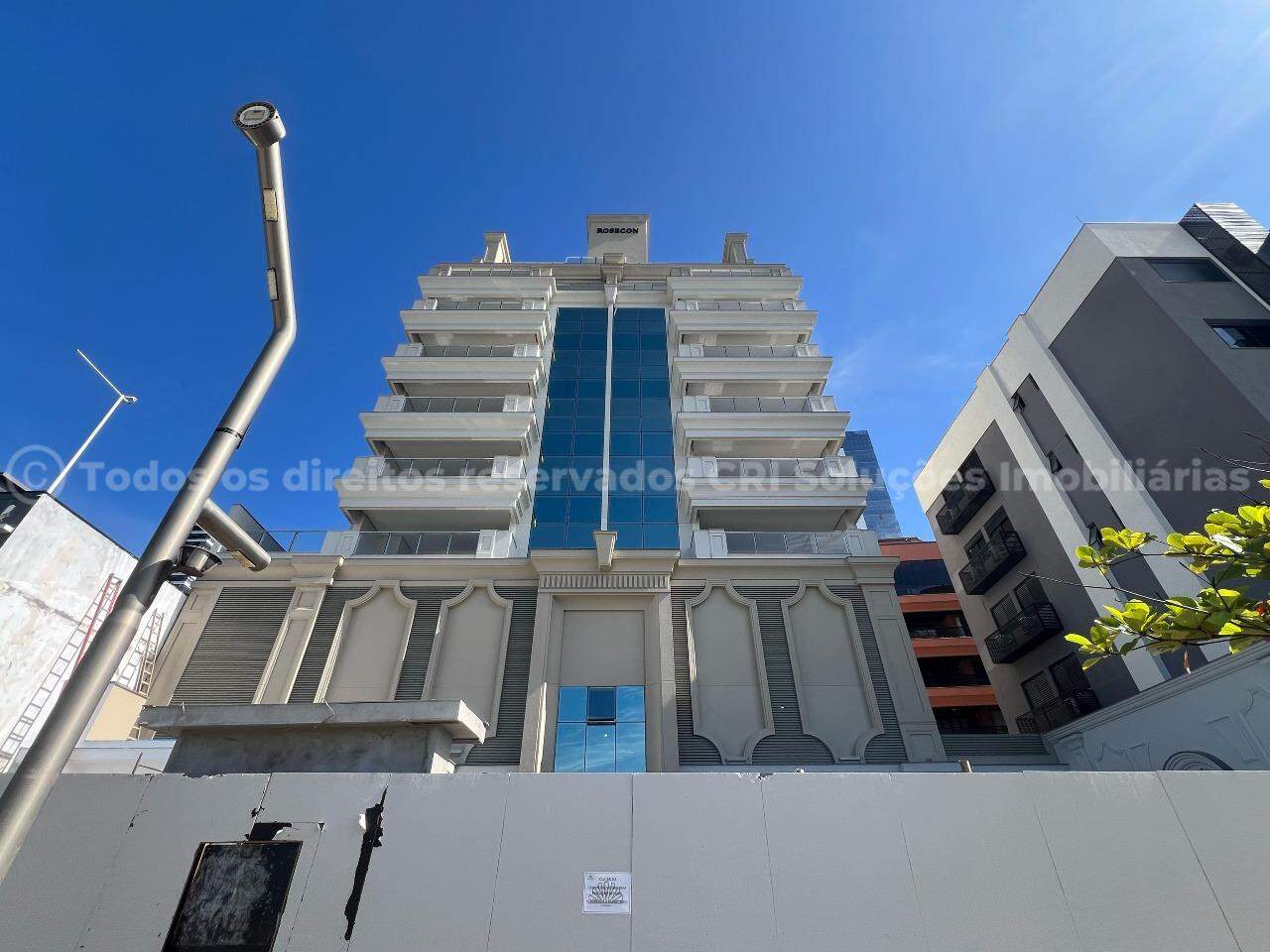 Foto do imóvel Apartamento a venda no Edificio Le Biarritz Residence com 04 Quartos sendo 04 Suites em Itapema Meia Praia
