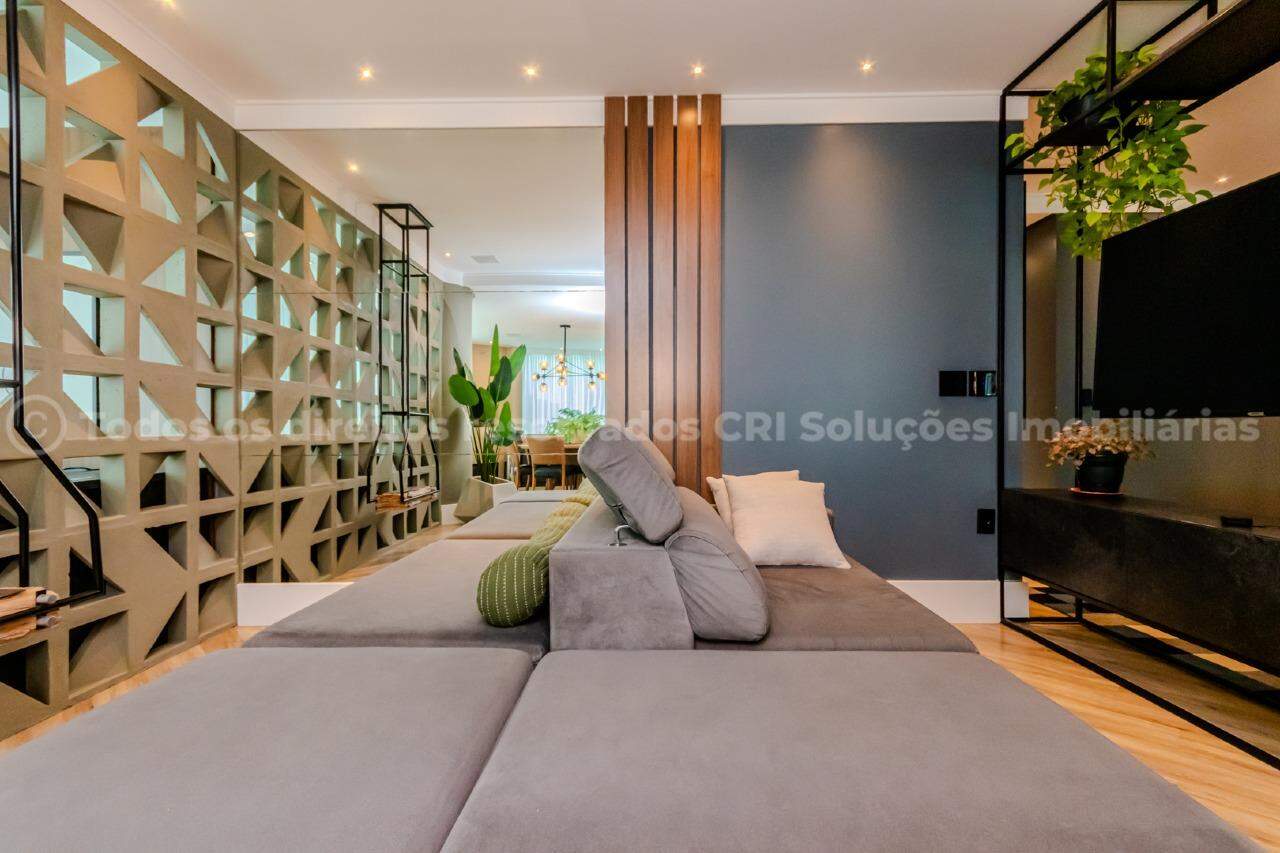 Foto do imóvel Apartamento Mobiliado com 03 suítes á venda no Edifício Marina Residence em Balneário Camboriú