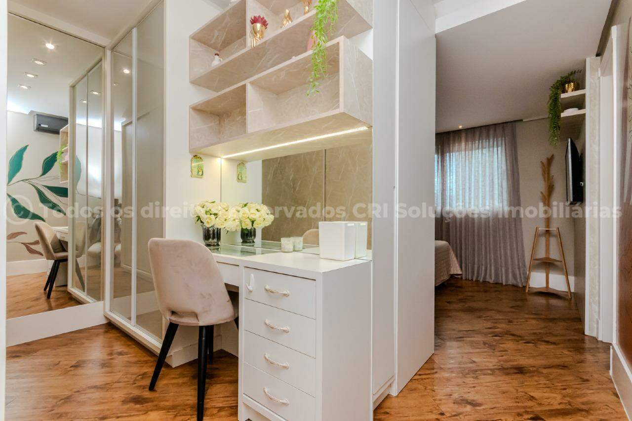 Foto do imóvel Apartamento Mobiliado com 03 suítes á venda no Edifício Marina Residence em Balneário Camboriú