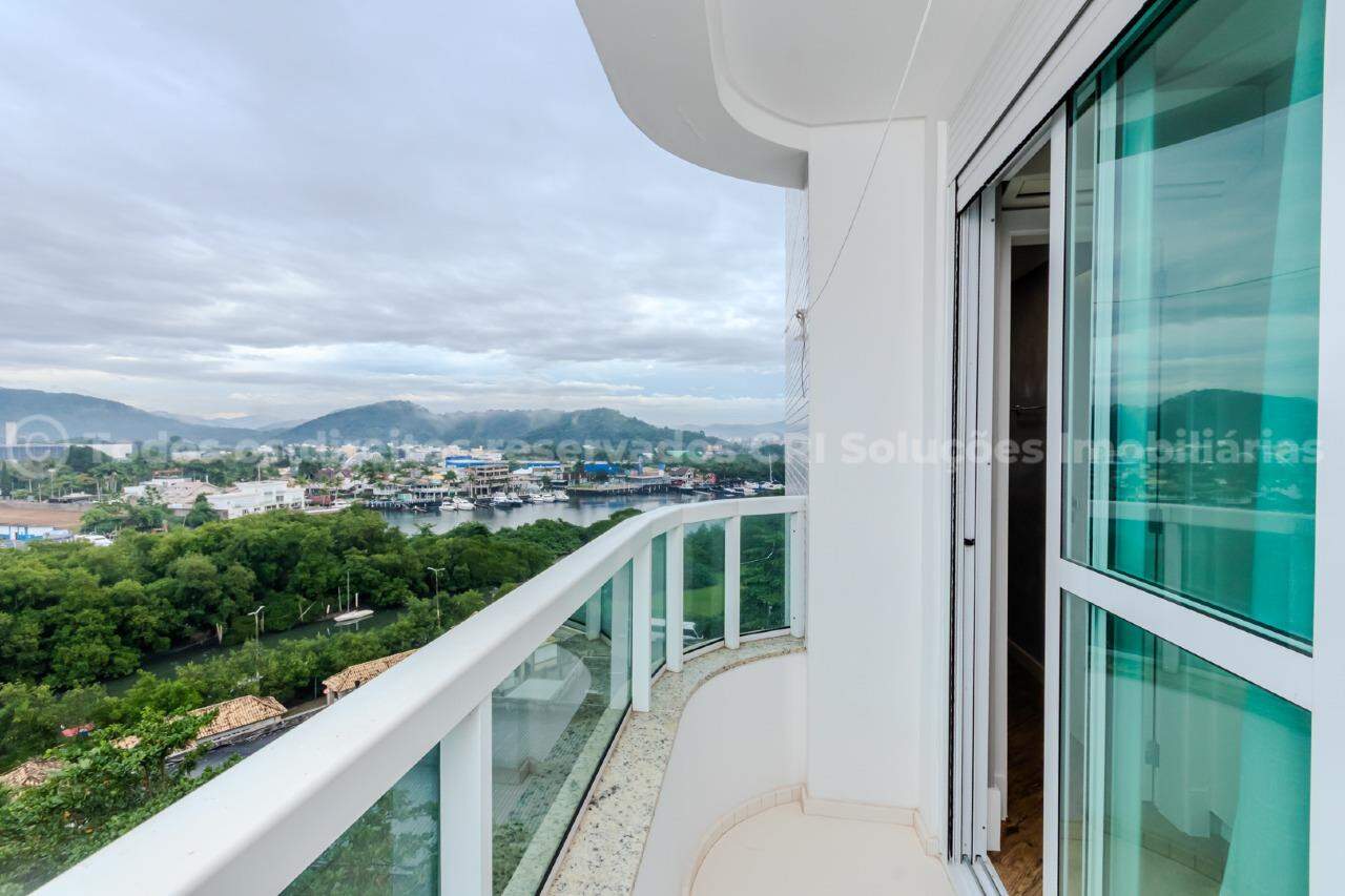 Foto do imóvel Apartamento Mobiliado com 03 suítes á venda no Edifício Marina Residence em Balneário Camboriú