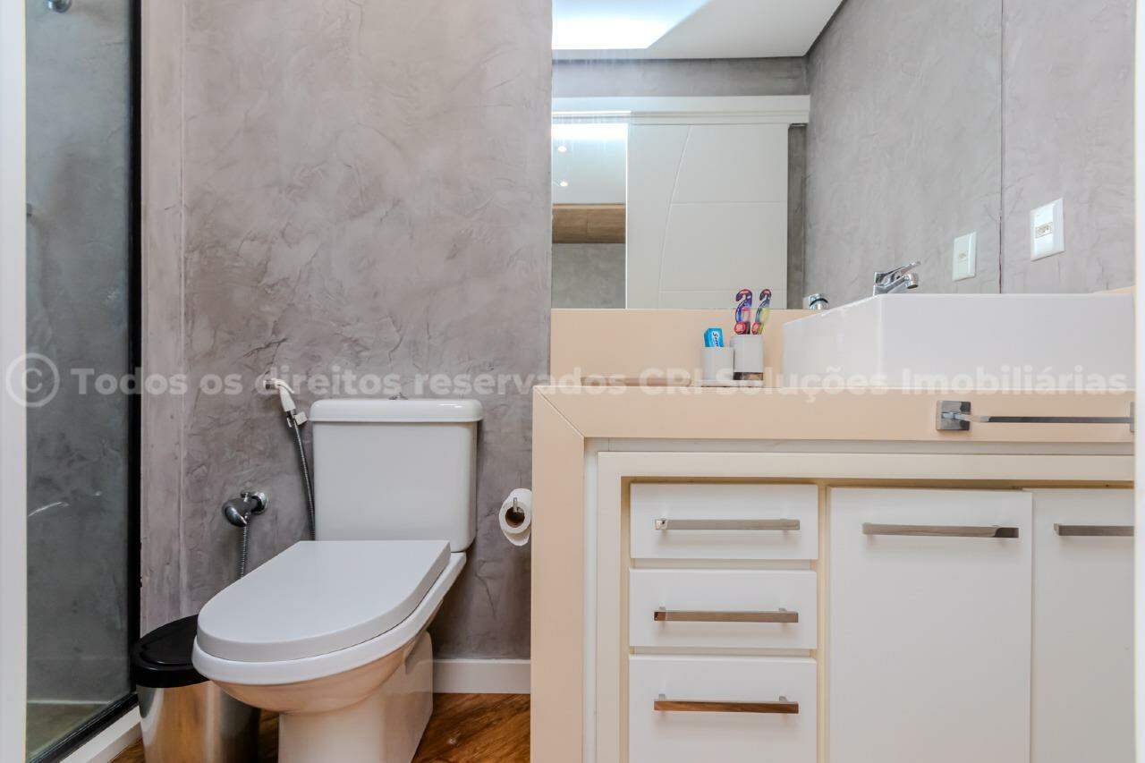 Foto do imóvel Apartamento Mobiliado com 03 suítes á venda no Edifício Marina Residence em Balneário Camboriú
