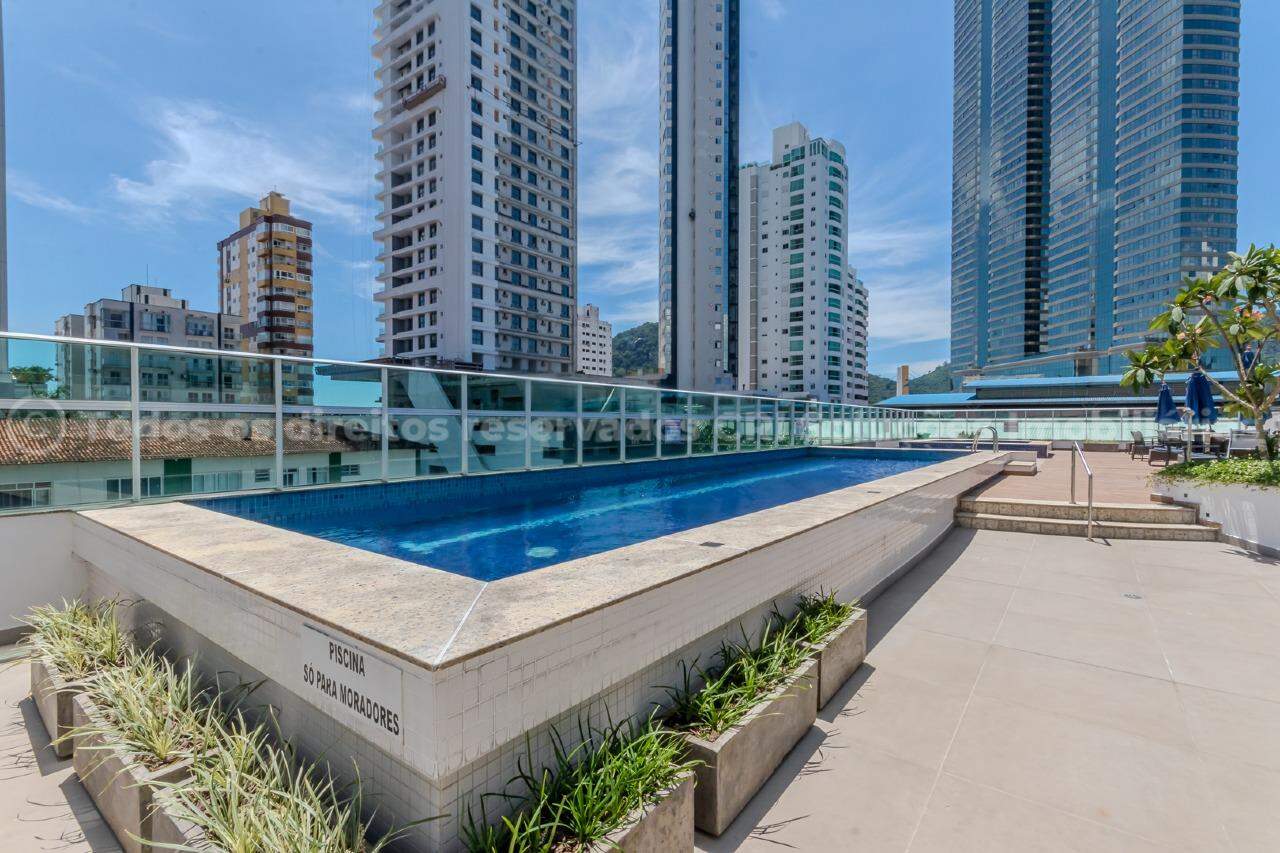 Foto do imóvel Apartamento Mobiliado com 03 suítes á venda no Edifício Marina Residence em Balneário Camboriú