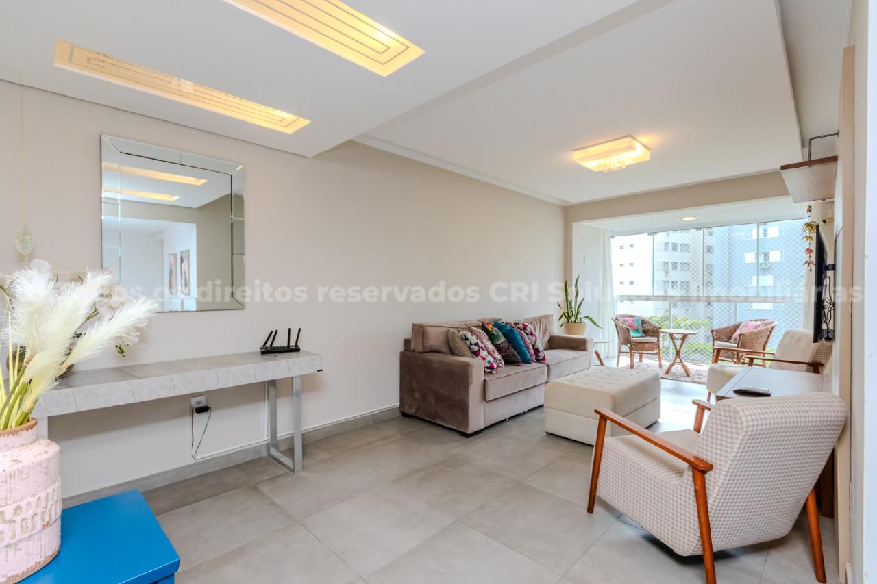 Foto do imóvel Apartamento Mobiliado com 03 Dormitórios á venda no Edifício Dona Rosinha no Centro em Balneário Camboriú