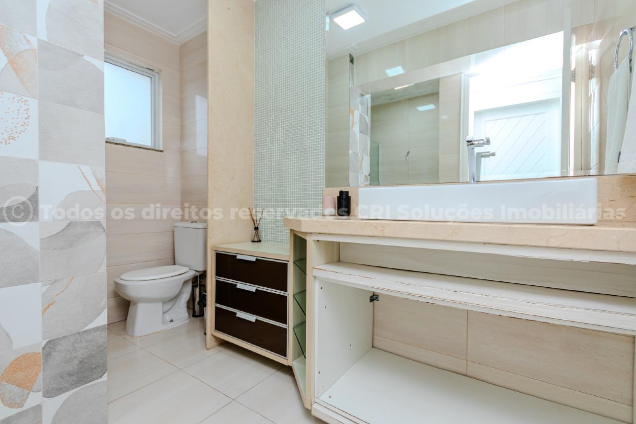 Foto do imóvel Apartamento Mobiliado com 03 Dormitórios á venda no Edifício Dona Rosinha no Centro em Balneário Camboriú