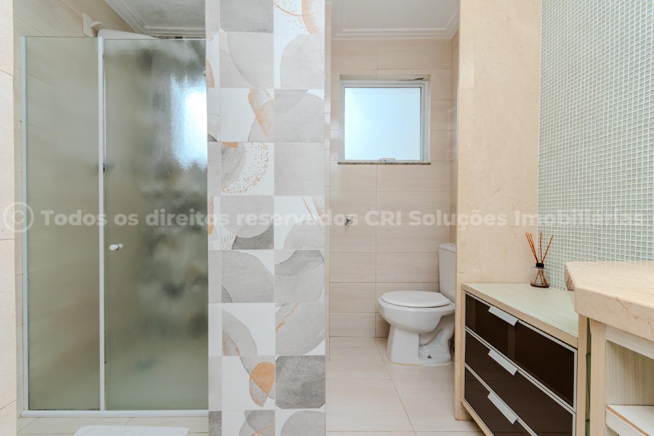Foto do imóvel Apartamento Mobiliado com 03 Dormitórios á venda no Edifício Dona Rosinha no Centro em Balneário Camboriú