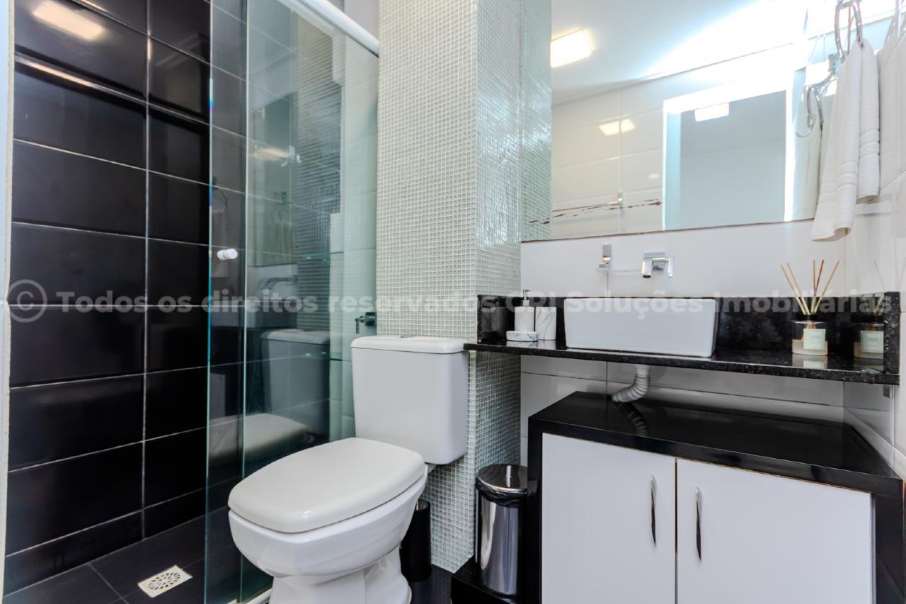 Foto do imóvel Apartamento Mobiliado com 03 Dormitórios á venda no Edifício Dona Rosinha no Centro em Balneário Camboriú