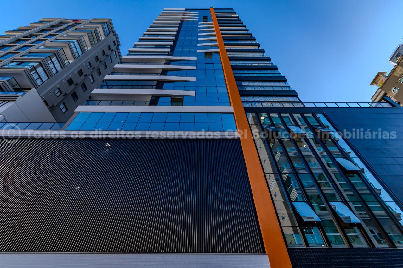 Foto do imóvel Cobertura a venda com 03 Quartos sendo 03 Suites no Edificio La Passione em Meia Praia Itapema