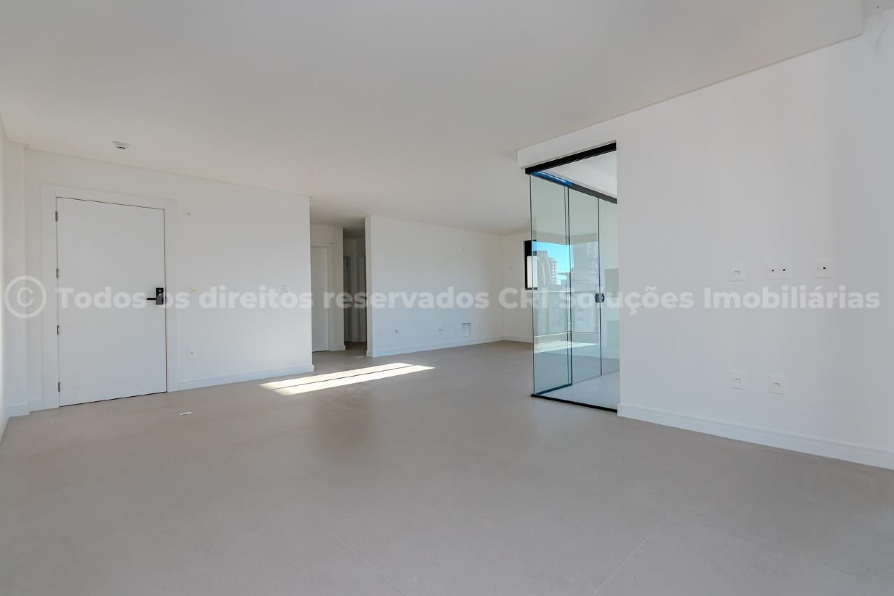 Foto do imóvel Cobertura a venda com 03 Quartos sendo 03 Suites no Edificio La Passione em Meia Praia Itapema