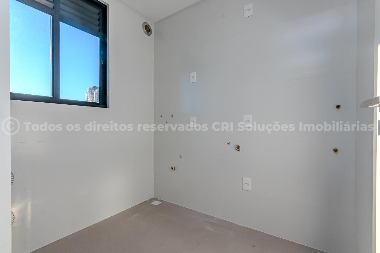 Foto do imóvel Cobertura a venda com 03 Quartos sendo 03 Suites no Edificio La Passione em Meia Praia Itapema