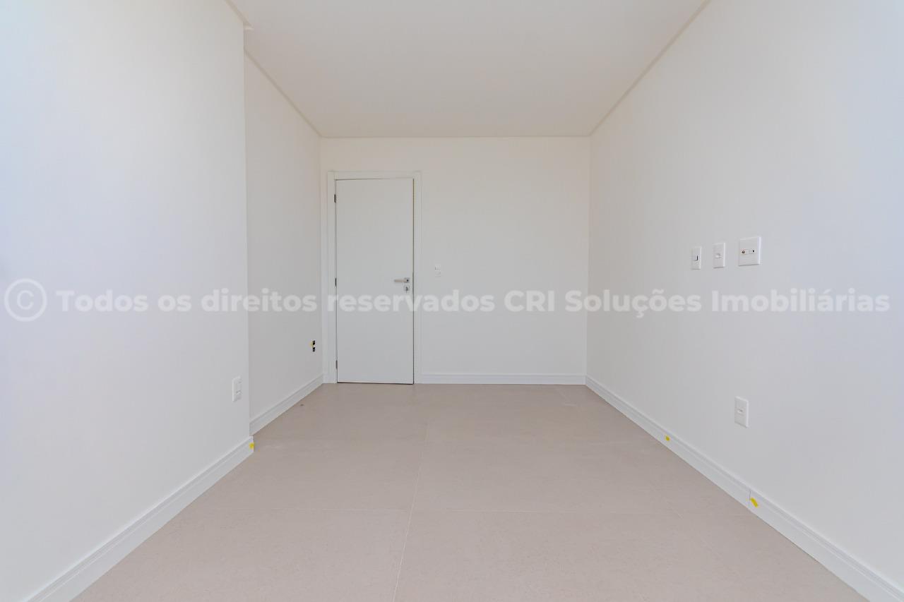 Foto do imóvel Cobertura a venda com 03 Quartos sendo 03 Suites no Edificio La Passione em Meia Praia Itapema