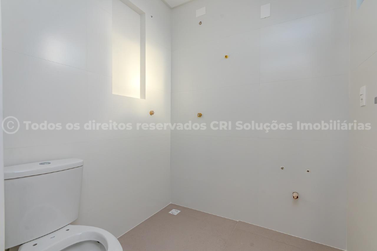 Foto do imóvel Cobertura a venda com 03 Quartos sendo 03 Suites no Edificio La Passione em Meia Praia Itapema