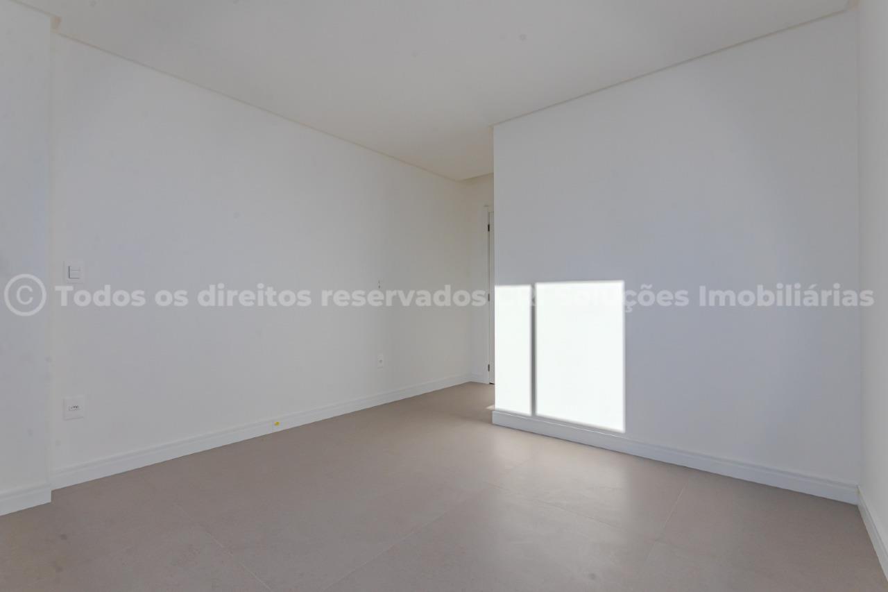 Foto do imóvel Cobertura a venda com 03 Quartos sendo 03 Suites no Edificio La Passione em Meia Praia Itapema