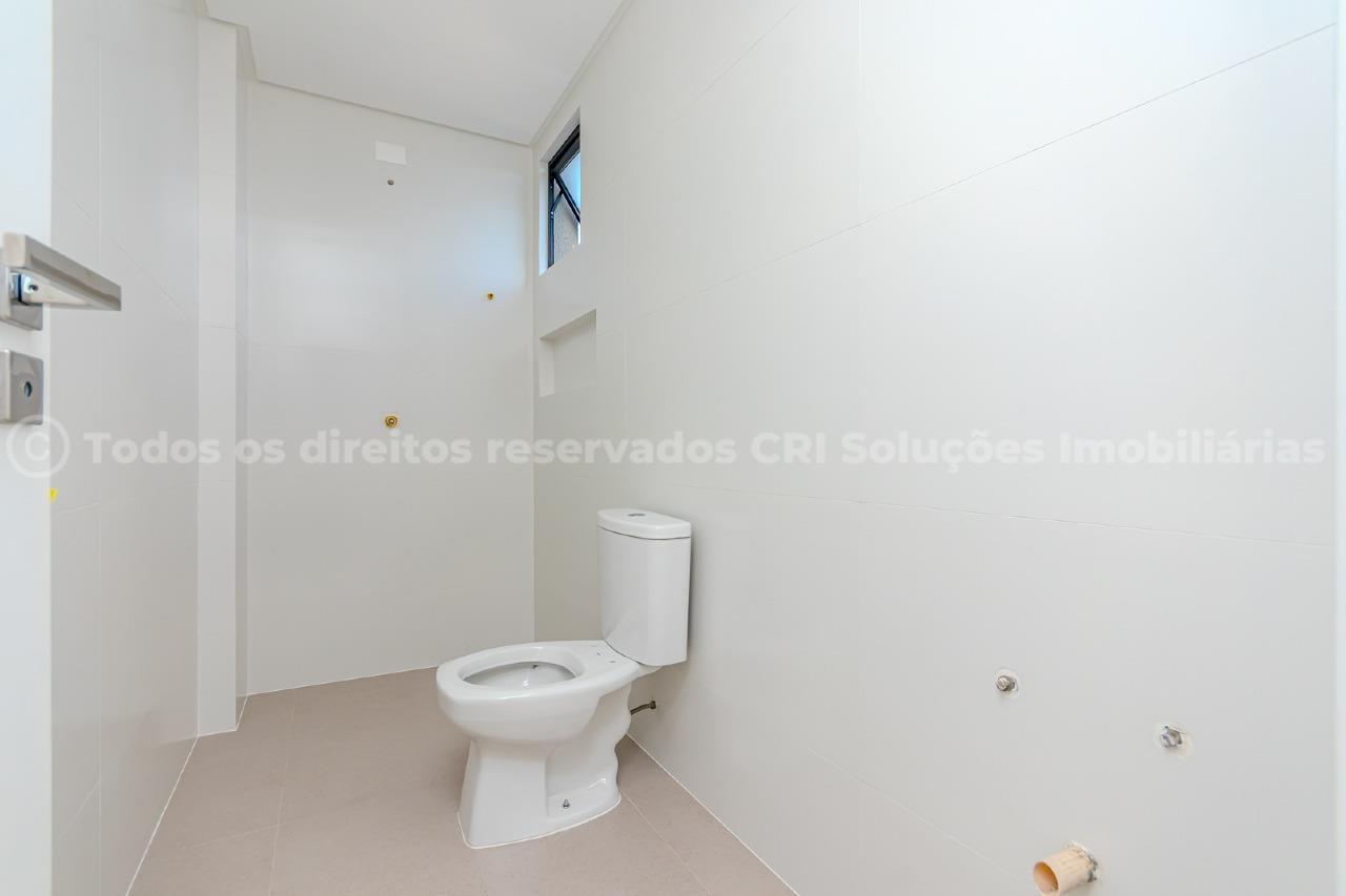 Foto do imóvel Cobertura a venda com 03 Quartos sendo 03 Suites no Edificio La Passione em Meia Praia Itapema