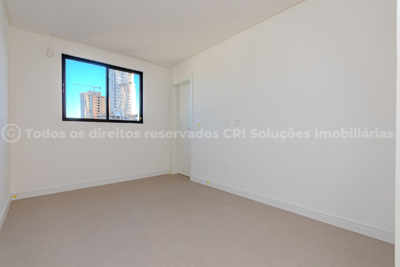 Foto do imóvel Cobertura a venda com 03 Quartos sendo 03 Suites no Edificio La Passione em Meia Praia Itapema