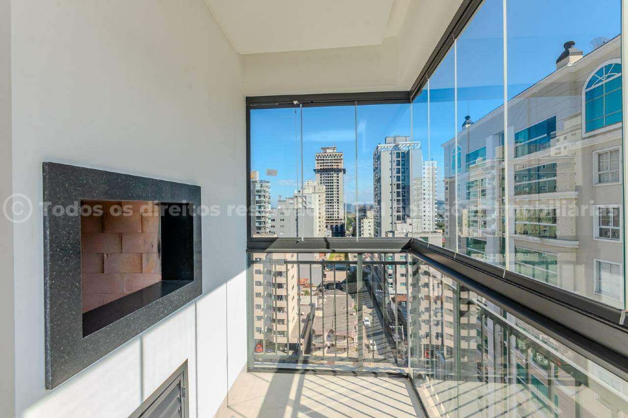 Foto do imóvel Apartamento no Edifício Tramonto com 3 quartos, suíte e 2 vagas – Meia Praia, Itapema