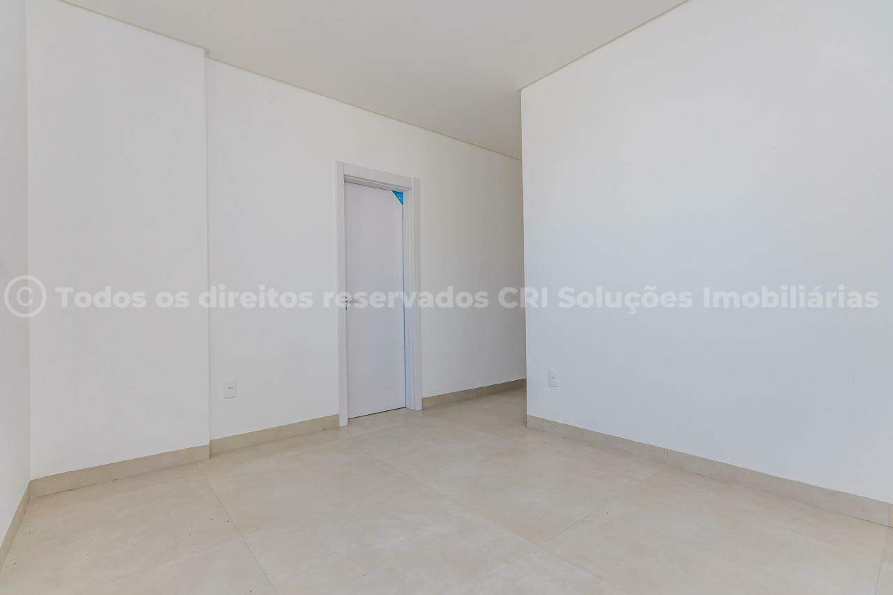 Foto do imóvel Apartamento no Edifício Tramonto com 3 quartos, suíte e 2 vagas – Meia Praia, Itapema