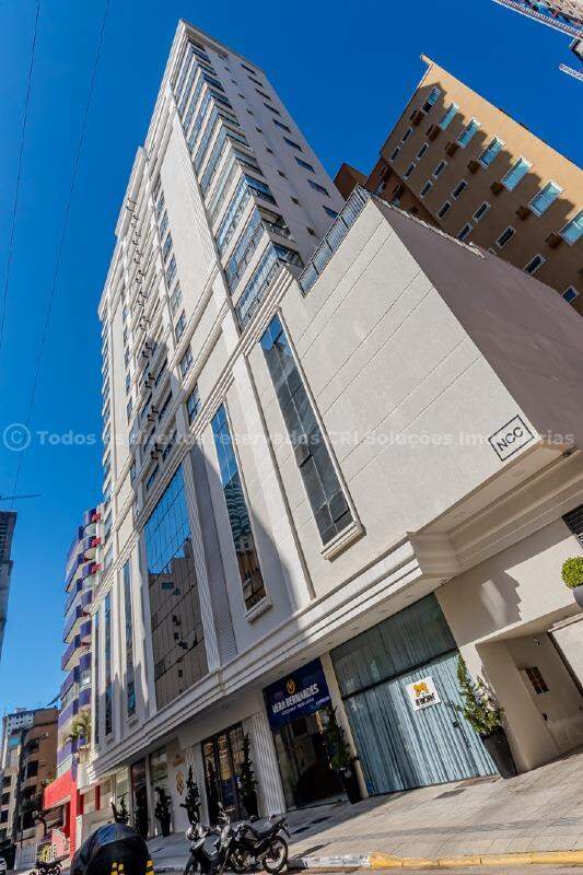 Foto do imóvel Apartamento no Edifício Tramonto com 3 quartos, suíte e 2 vagas – Meia Praia, Itapema