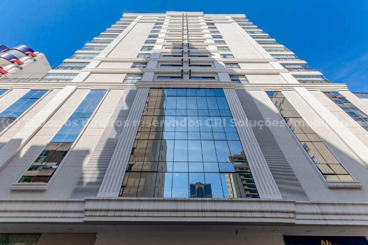 Foto do imóvel Apartamento no Edifício Tramonto com 3 quartos, suíte e 2 vagas – Meia Praia, Itapema