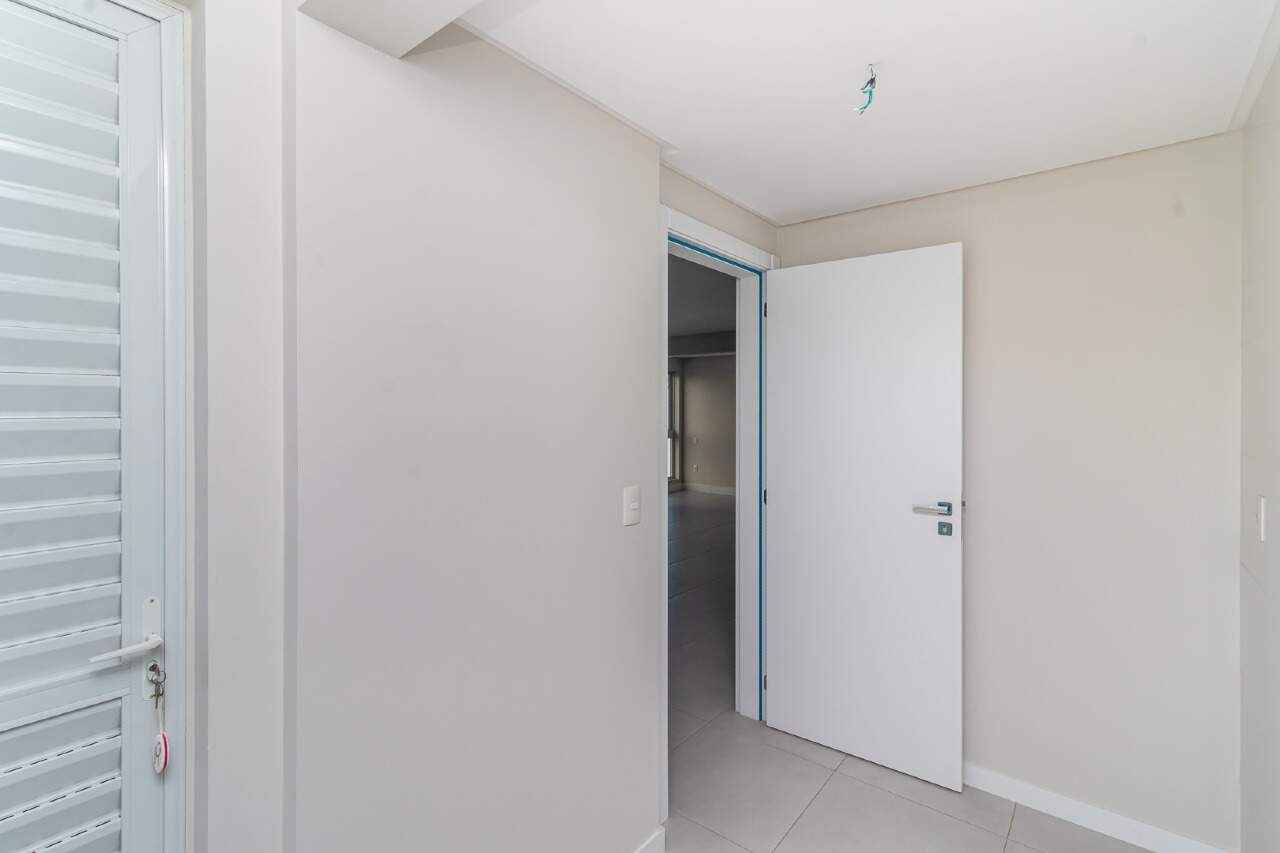 Foto do imóvel Apartamento com 02 Suites + home office á venda no Residencial Sol da Manhã no Centro em Balneário Camboriú 
