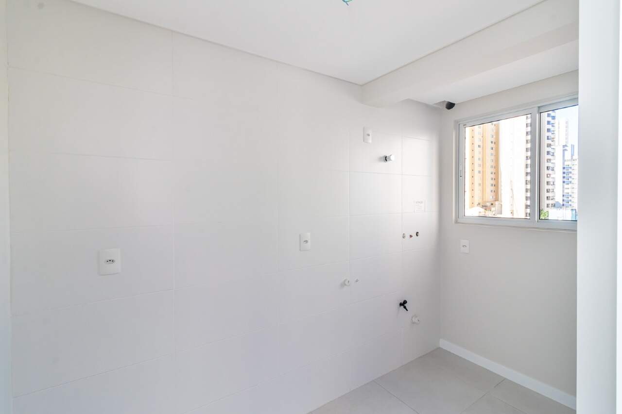 Foto do imóvel Apartamento com 02 Suites + home office á venda no Residencial Sol da Manhã no Centro em Balneário Camboriú 