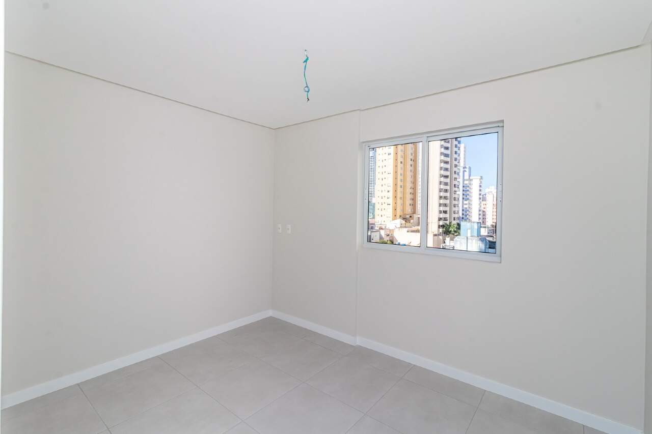 Foto do imóvel Apartamento com 02 Suites + home office á venda no Residencial Sol da Manhã no Centro em Balneário Camboriú 