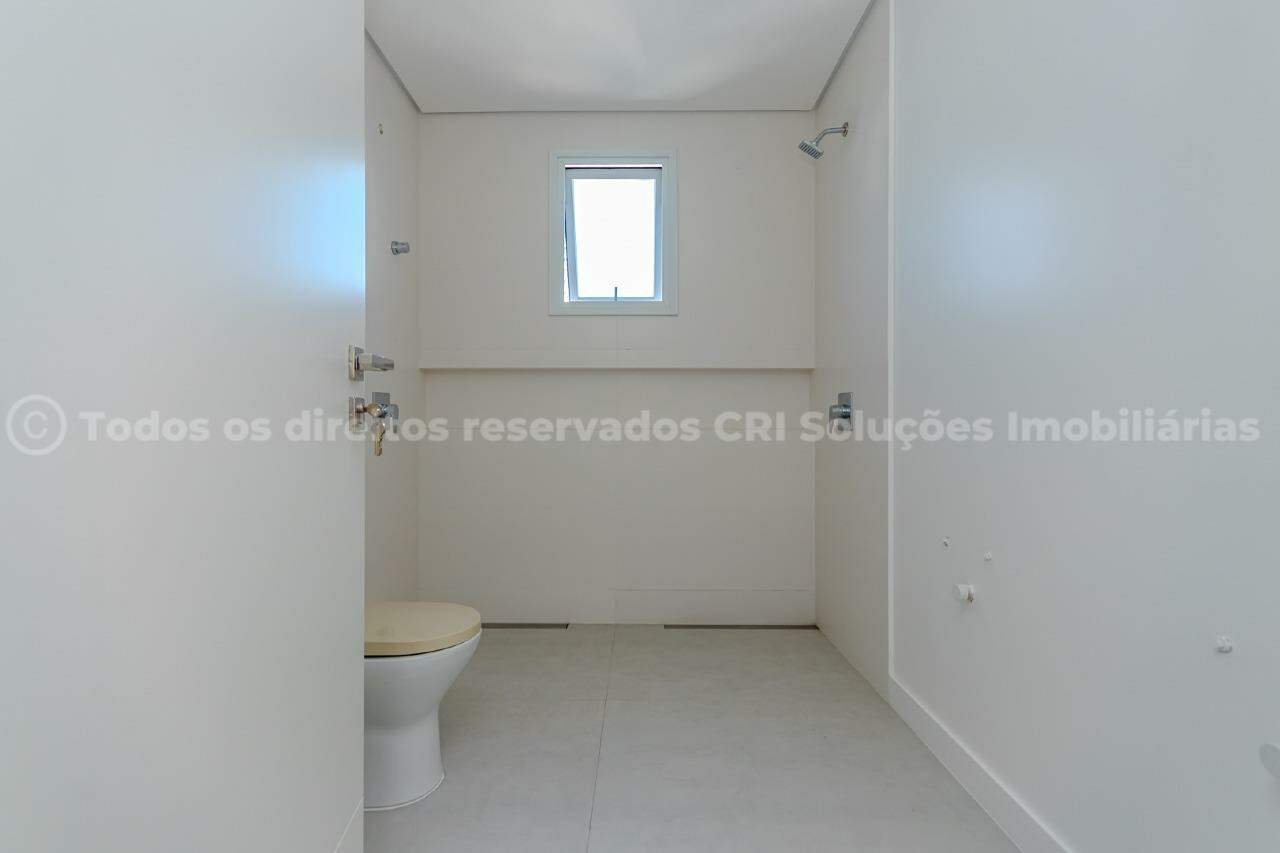 Foto do imóvel Cobertura Vista Mar com 04 Suítes á venda no Edifício Cyano Mare no Centro de Balneário Camboriú
