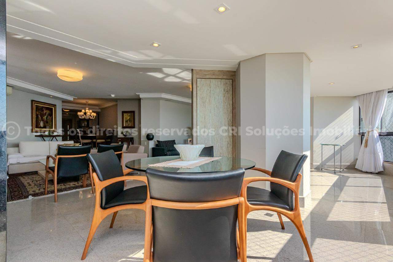 Foto do imóvel Apartamento 4 Suítes Mobiliado à Venda no Edifício Nina Schürmann – Avenida Atlântica, Balneário Camboriú