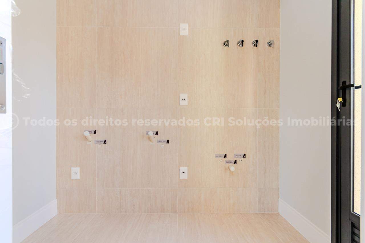 Foto do imóvel Apartamento com 03 Suítes á venda no Edifício Hannover em Balneário Camboriú