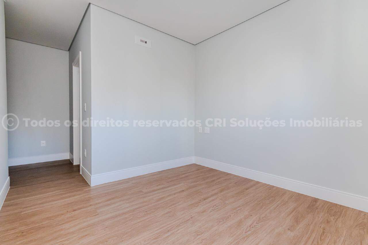 Foto do imóvel Apartamento com 03 Suítes á venda no Edifício Hannover em Balneário Camboriú