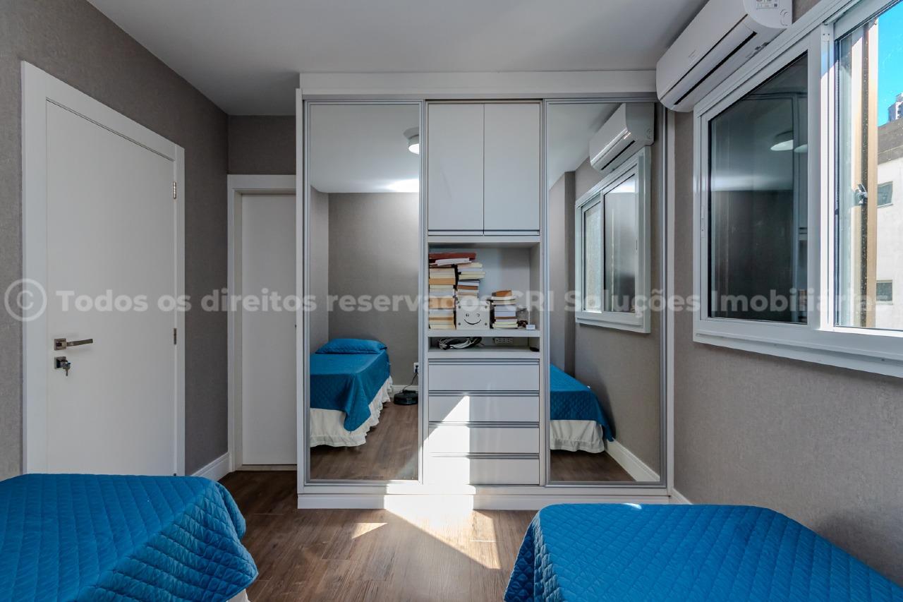 Foto do imóvel Apartamento Mobiliado á venda Vista Mar com 03 Dormitórios no Edifício Ilha de Itacuruçá