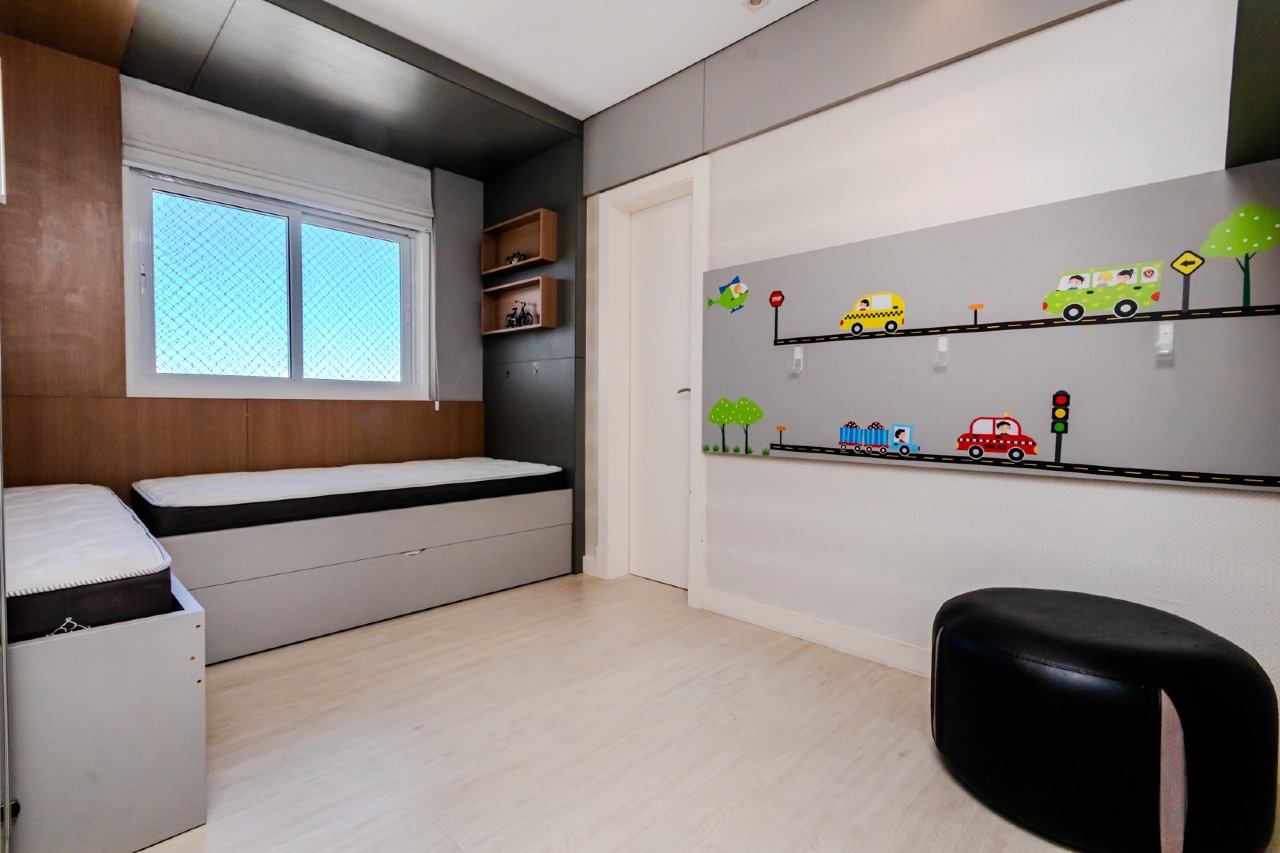 Foto do imóvel Apartamento Mobiliado com 03 Suítes á venda no Edifício Portinax em Balneário Camboriú