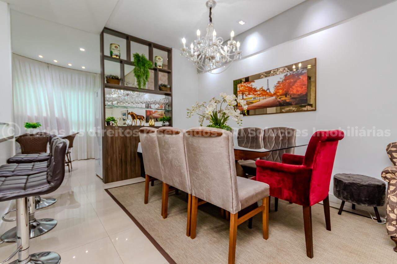 Foto do imóvel Apartamento Mobiliado no Edifício Mar Egeu com 2 Dormitórios (1 Suíte) e 1 Vaga no Centro de Balneário Camboriú