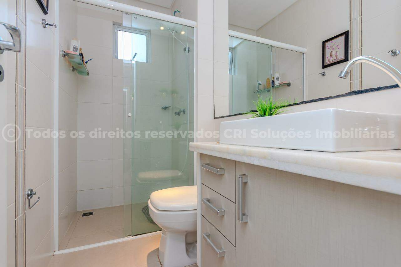 Foto do imóvel Apartamento Mobiliado no Edifício Mar Egeu com 2 Dormitórios (1 Suíte) e 1 Vaga no Centro de Balneário Camboriú