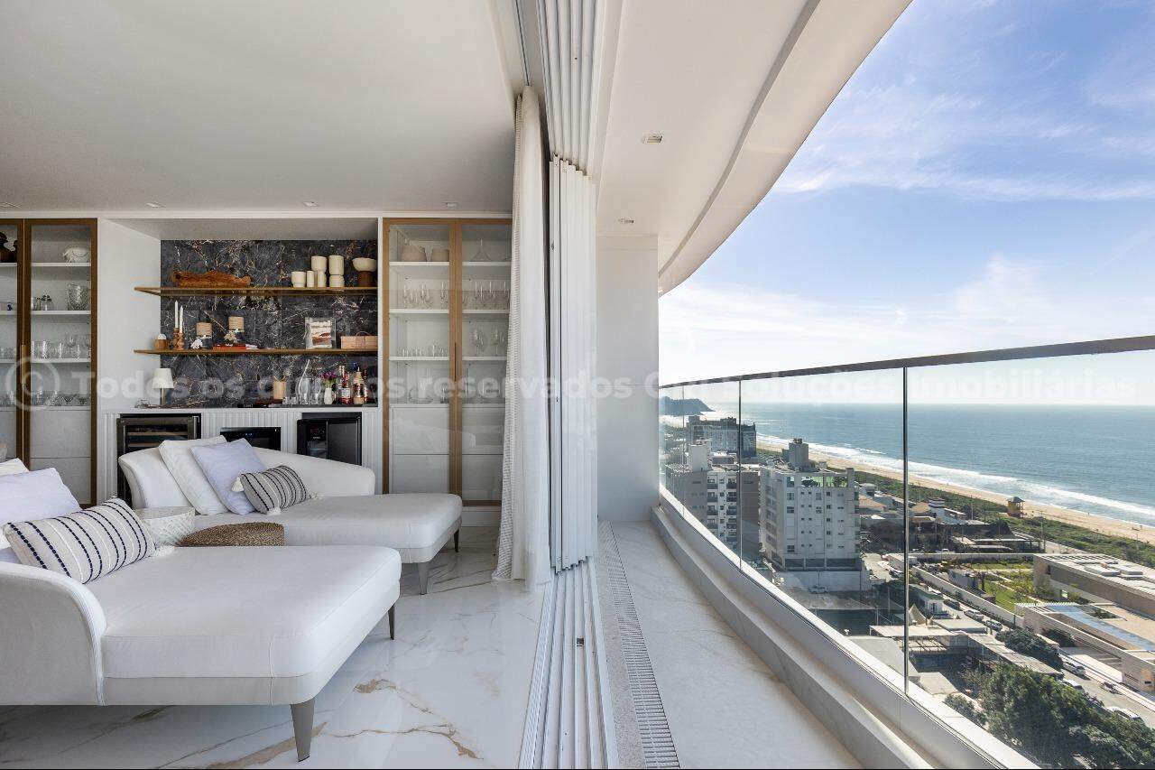 Foto do imóvel Le Blanc Praia Brava – Apartamento com 3 Suítes e 4 Vagas em Itajaí